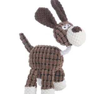 Jouet en peluche pour chien en velours côtelé marron pour le dressage.