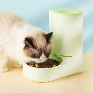 Distributeur automatique de nourriture pour animaux hauteur scientifique 6cm en vert