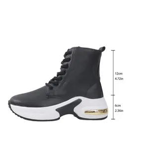 Detailansicht schwarzer PU-Leder High-Top-Sportstiefel mit Höhenmessungs-Annotationen