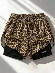 Pantaloncini sportivi da donna con stampa leopardata, doppio strato e vita elastica