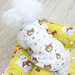Süße Hundeweste aus Mesh mit Bärenprint für den Sommer, atmungsaktiv und bequeme Kleidung