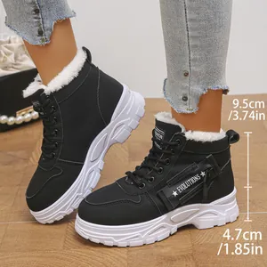 Bottes de neige fourrées noires pour femmes avec tige de 9,5 cm et semelle de 4,7 cm