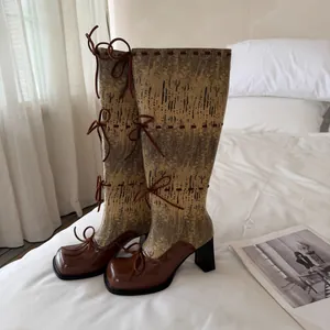 Stivali da Cavaliere al Ginocchio Donna Autunno Inverno Moda Fiocco Punta Tonda Tacco Alto Grosso Stivali Lunghi Donna Gioielli per Festa