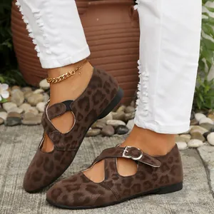 Scarpe Basse Mary Jane da Donna con Stampa Leopardata Eleganti Ballerine con Cinturini Incrociati Punta Rotonda Scarpe in Camoscio