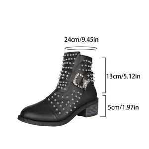 Zwarte enkellaarsjes met studs detail met 5cm hak en 13cm schachthoogte maten