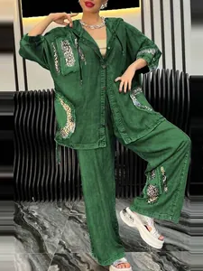 Ensemble 2 pièces en jean vert pour femme avec capuche et motifs léopard tendance