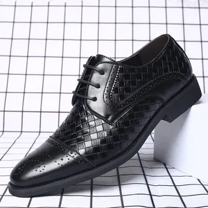 Herren Business Formelle Schuhe Webstruktur Brogue Verzierung Spitz Zulaufend Oxford Schuhe Rutschfest Büro Casual PU Leder Schuhe