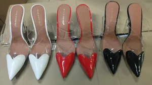 Eleganti sabot con tacco a spillo, design a cuore e cinturino in PVC trasparente
