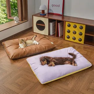 Wasserfestes waschbares Haustierbett für Hunde und Katzen in Braun und Lila erhältlich
