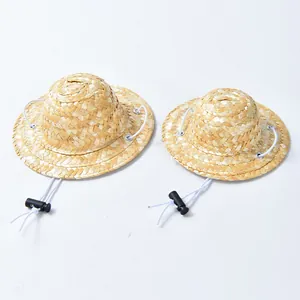 Cappelli di paglia in miniatura per cani e gatti con sottogola regolabili bianchi.