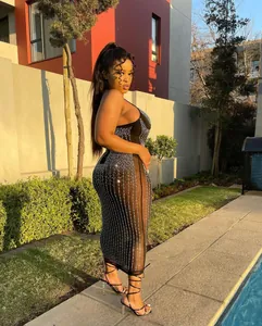 Elegante vestito midi aderente trasparente sexy con strass luccicanti per feste