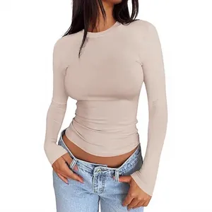 Casual nauwsluitende top met lange mouwen en ronde hals voor dames in effen beige
