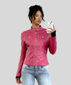 Eng geschnittene rosa Motorrad-Lederjacke für Damen mit mehreren Reißverschlüssen