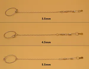 Detail van roestvrijstalen papegaaienpootkettingen in de maten 3.5mm, 4.5mm en 5.5mm.