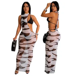 Modisches 3-teiliges Set bestehend aus bedrucktem Netzidruck-Kleid und schwarzem Bikini