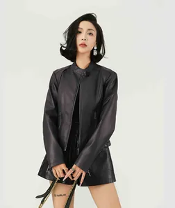 Veste de motard tendance en similicuir noir pour femme avec col montant et poches zippées