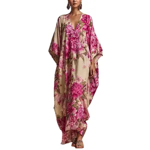 Abito lungo kaftan estivo in stile bohémien con stampa floreale, scollo a V e maniche a pipistrello