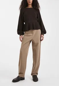 Elegant high-waisted tan straight-leg trousers for a professional commuting look.