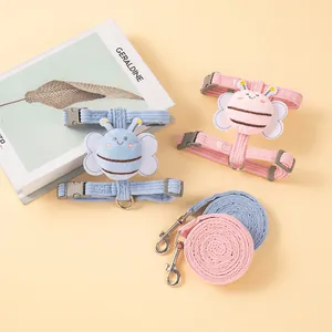 Harnais en peluche abeille mignonne avec laisse assortie pour petits chiens et chats