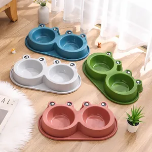 Cute frog-shaped double pet bowls for cats and dogs with anti-slip base in various colors