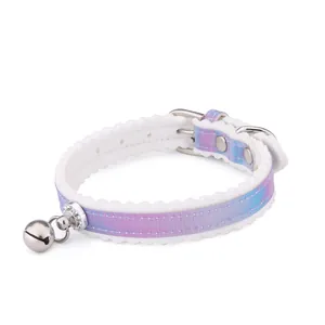 Collar degradado para mascotas con borde festoneado blanco y cascabel para gatos perros