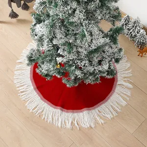 Festlicher roter gestrickter Weihnachtsbaumrock mit weißen Quastenfransen 120 cm Durchmesser