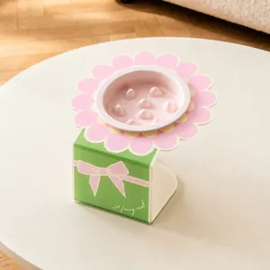 Bloemvormige keramische voerbak voor honden en katten met groene acryl standaard houder