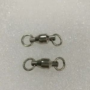 Set of two stainless steel universal swivel connectors for parrot leg ring chains accessory