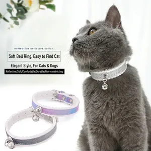 Collar reflectante para mascotas con cascabel, en colores brillantes y degradados