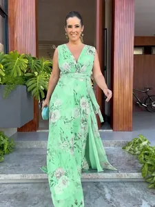 Elegant floral print light green chiffon V-neck maxi dress for women's summer fashion
