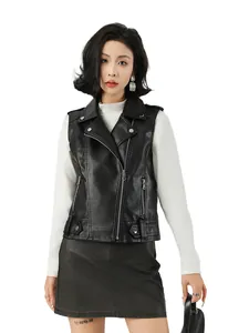 Elegante gilet da motociclista in ecopelle nera da donna con revers classico e dettagli zip