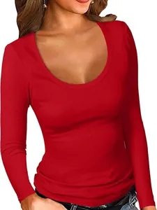 Maglietta aderente a maniche lunghe da donna con scollo rotondo in rosso vivace