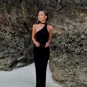 Sexy one-shoulder black bodycon maxi dress specifically for summer beach vacations
