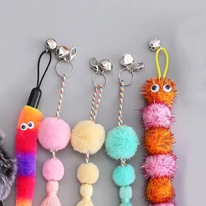 Set di testine di ricambio per giochi per gatti con campanelli nappe e pompon colorati