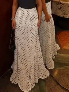 Elegant French style white polka dot mermaid skirt with high waist and pleated detail