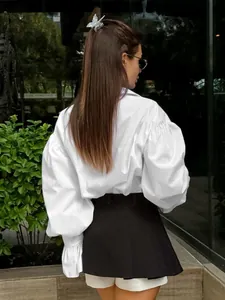 Elegant white French style long-sleeved shirt with puff sleeves for women's office fashion wear