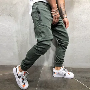 Pantalones cargo para hombre verde militar con varios bolsillos para estilo streetwear
