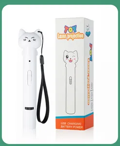 Λευκό παιχνίδι λέιζερ USB σε σχήμα γάτας δίπλα στο αρχικό κουτί συσκευασίας λιανικής
