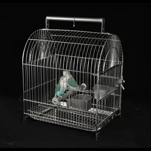 Vue détaillée d'une cage à perroquets portable en acier inoxydable avec deux oiseaux