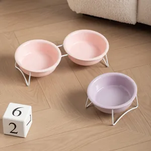 Bols en céramique pour animaux avec supports blancs pour chats et petits chiens
