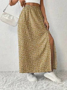 Gonna midi a fiori bohémien con vita alta elastica e dettaglio spacco laterale