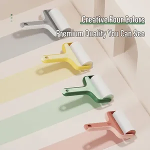 Set di quattro rulli levapelucchi colorati per peli di animali e pulizia dei vestiti