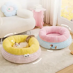 Camas redondas y suaves de felpa para gatos y perros pequeños con diseño de cuadros