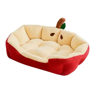Letto di peluche a forma di mela per cani di piccola taglia e gatti