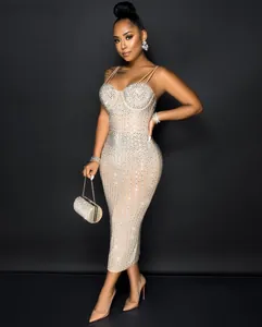 Elegante abito midi longuette in rete trasparente con strass color carne donna