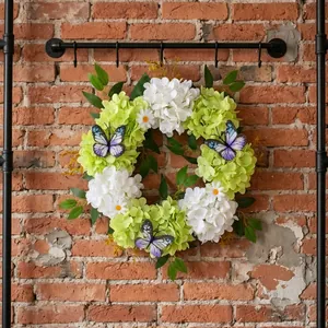 Couronne d'hortensias artificiels de printemps avec papillons violets pour porte d'entrée