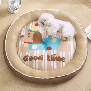 Gemütliches rundes Hundebett mit Cartoon-Muster für kleine Haustiere