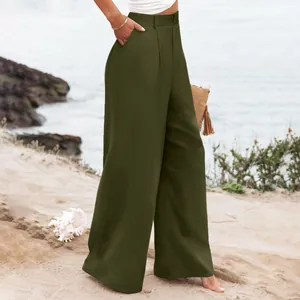 Pantaloni larghi a vita alta verde oliva da donna per la moda estiva casual in spiaggia.