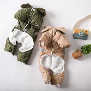 Warmer, mit Fleece gefütterter gesteppter Hunde-Winteroverall in Olivgrün und Beige