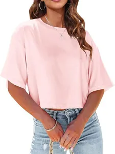 Γυναικείο casual ροζ crop top μπλουζάκι με στρογγυλή λαιμόκοψη και κοντά μανίκια